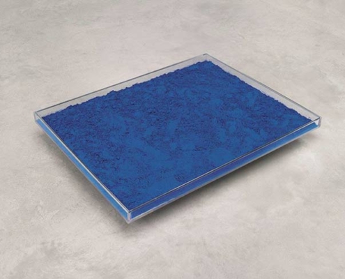 Abbildung von Yves Klein. Pigment pur bleu. 1957/1970
