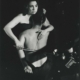 Abbildung von Cello Performance mit Charlotte Moorman und Peter Moore. New York, 1965
