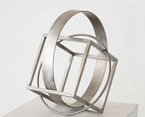 Abbildung von Günther Zins. Kubus und Ringe. 2006