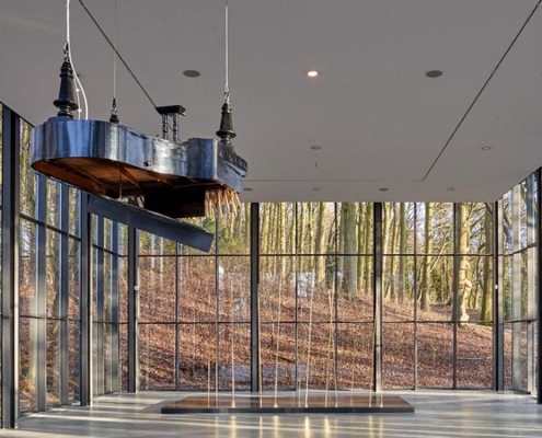 14.03.–13.08.26<br>WUPPERTAL | Skulpturenpark Waldfrieden: Rebecca Horn-Retrospektive Abbildung von Ausstellungsansicht Skulpturenpark Waldfrieden 2026. beide Abb. © VG Bild-Kunst Bonn 2026, Rebecca Horn Estate, Foto: Michael Richter
