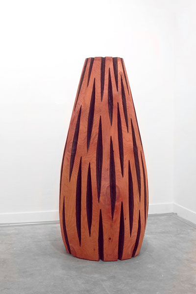 22.03.–21.06.26<br>AHLEN | Kunstmuseum: Sammlung Weishaupt zu Gast Abbildung von David Nash. Red and Black Egg. 2021