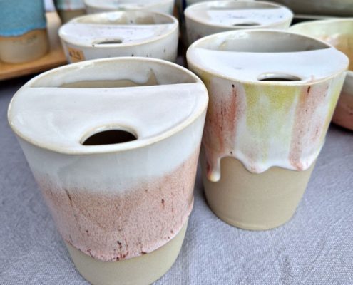 Barbara Schmidt. Keramik. Ausstellungsort: Friseur Kaiserschnitt Abbildung von Barbara Schmidt. Keramik. Ausstellungsort: Friseur Kaiserschnitt