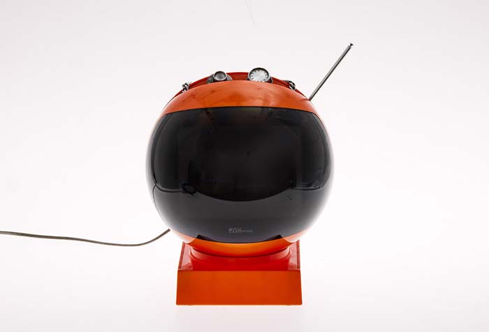 ab 05.07.26–2028<br>DORTMUND | Museum für Kunst und Kulturgeschichte: Konsum im Wandel der Zeit Abbildung von: Kugelfernseher Nivico 3240 GM Videosphere. JVC, 1970–1971