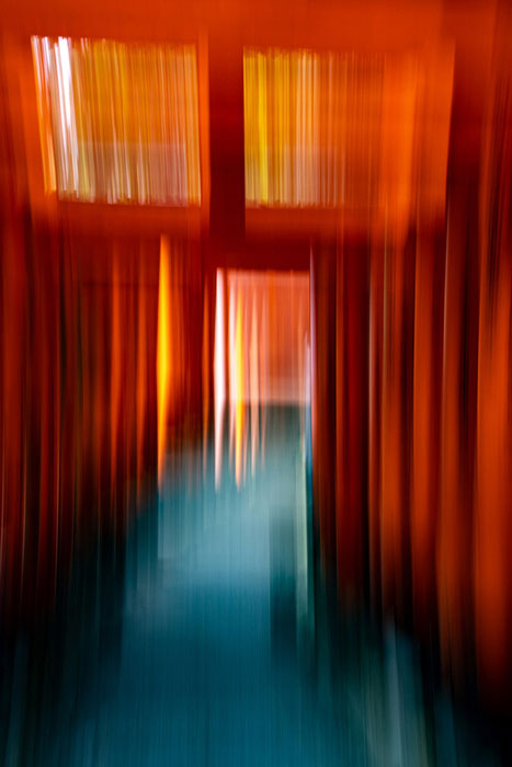 12.10.26–16.01.27<br> Galerie NORD14: JAPAN (UN)KNOWN Abstrakte Fotografie „Ikai – Spirit World / The Next World“ von Jörg Meurer aus der Ausstellung „JAPAN (UN)KNOWN“
